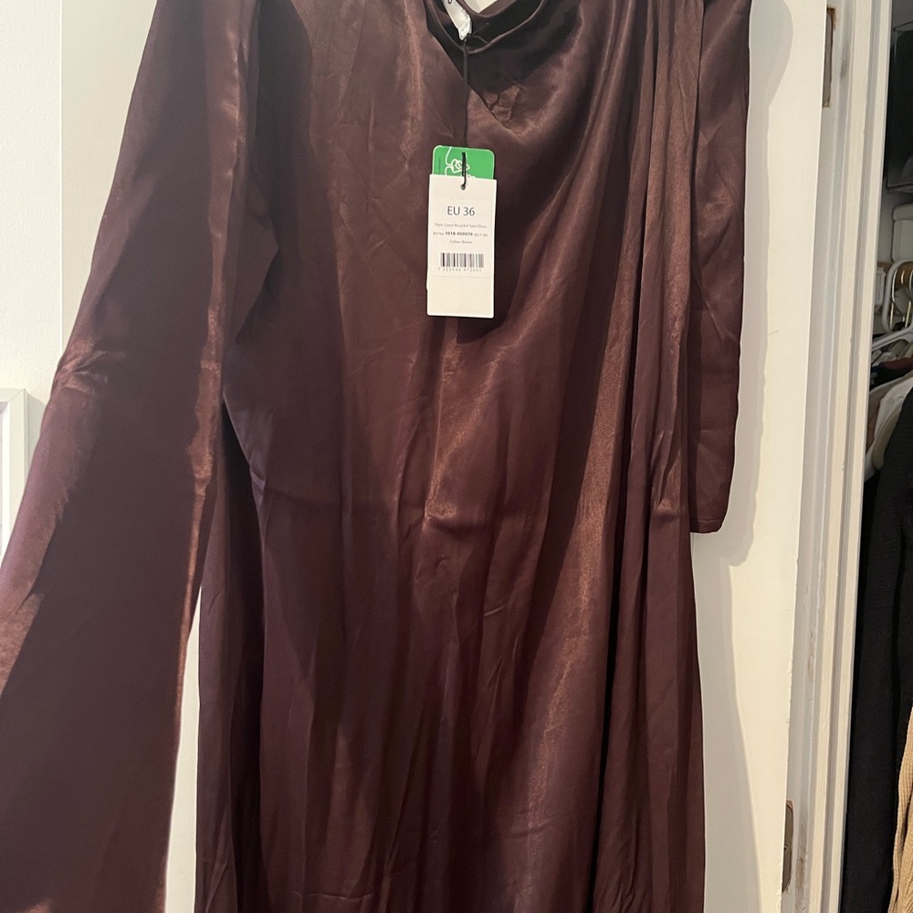 Loose satin Dress-Brown - Picture 4 of 6